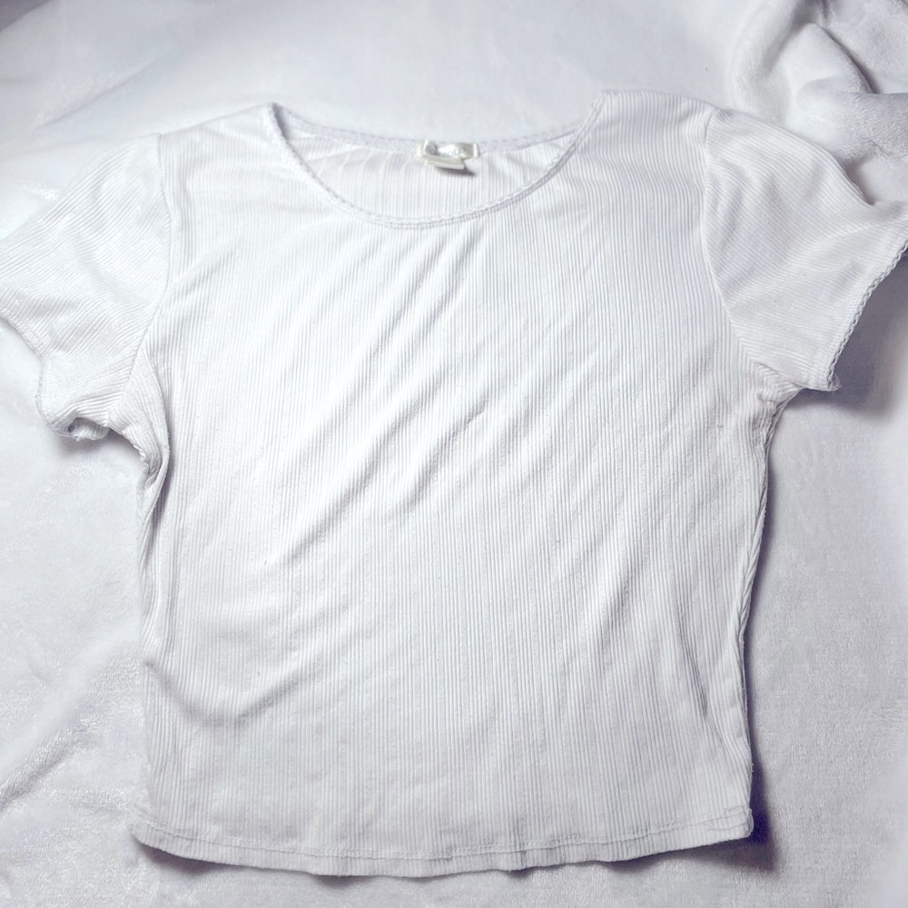 Brand: Bozzolo  Size: Medium  Color: White  Extra: Trim around neckline and arms